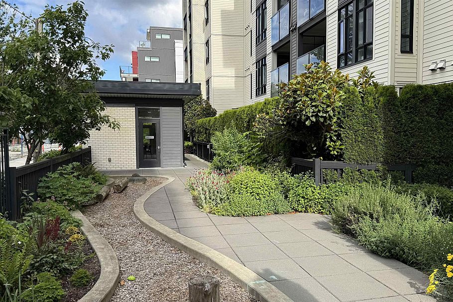 306 168 E 35th Avenue Vancouver, BC - 34