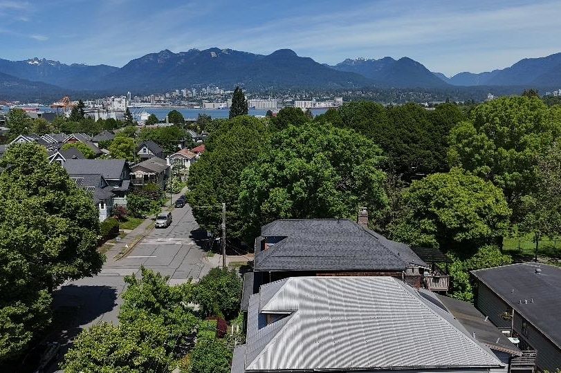 824 Semlin Drive Vancouver, BC - 7