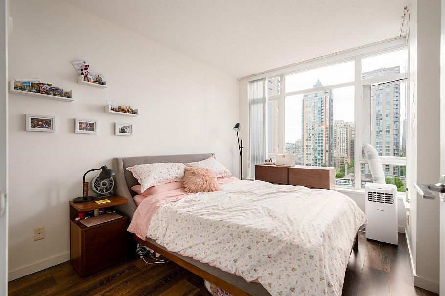 801 480 Robson Street Vancouver, BC - 8