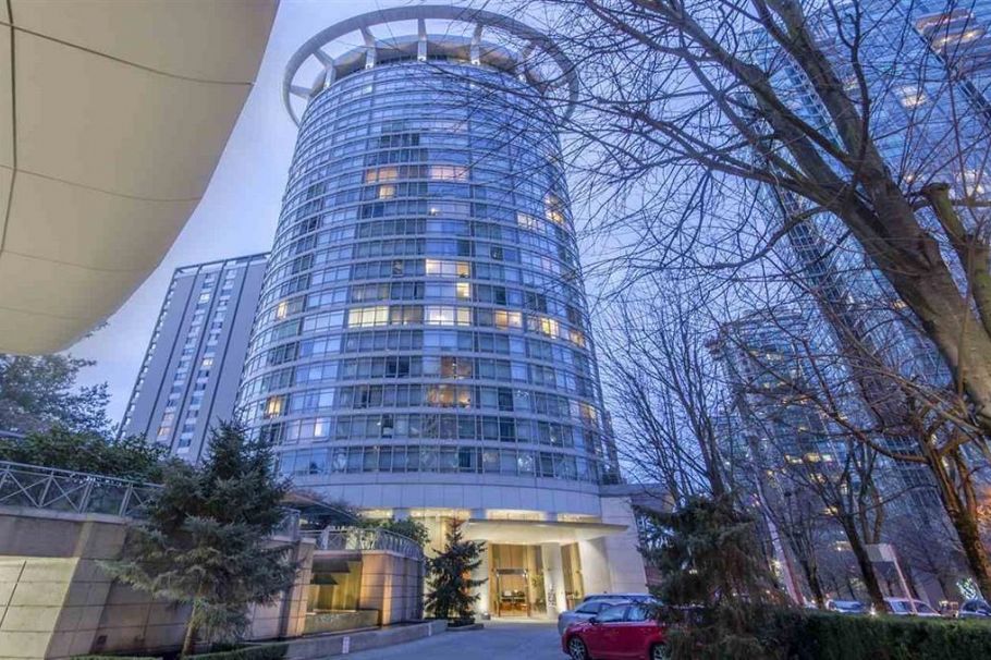 1403 1288 Alberni Street Vancouver, BC - 1