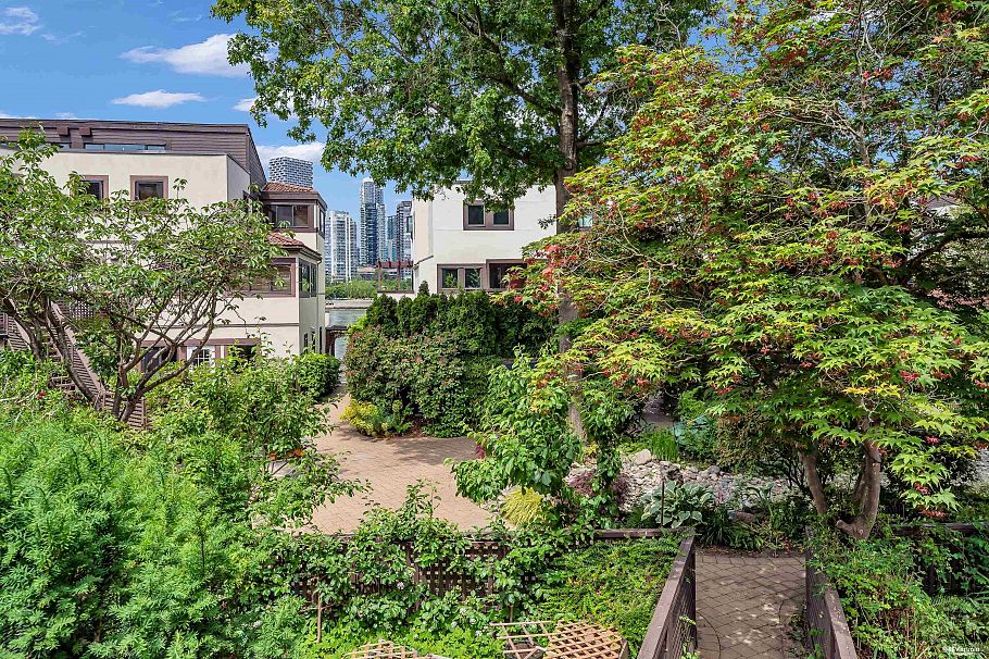 1185 Forge Walk Vancouver, BC - 33
