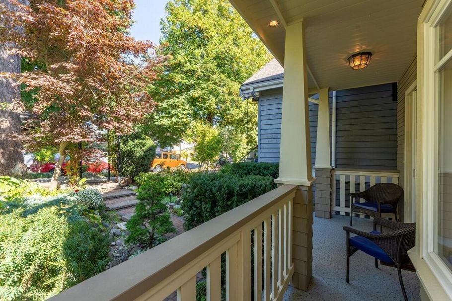 2144 E 4th Avenue Vancouver, BC - 3