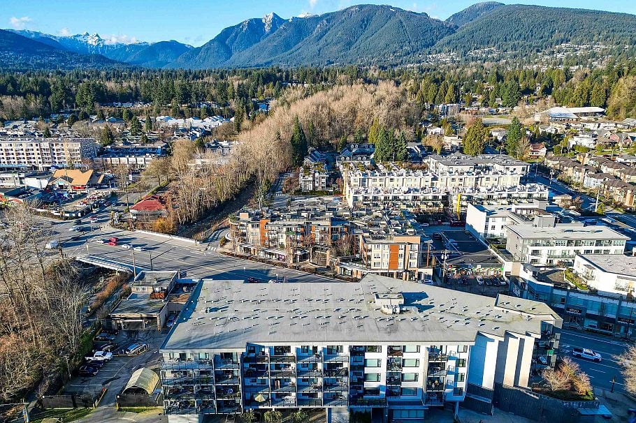 414 725 Marine Drive North Vancouver, BC - 16