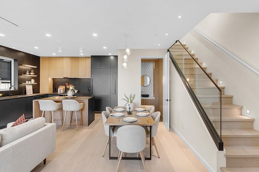 1 2764 W 14th Avenue Vancouver, BC - 3