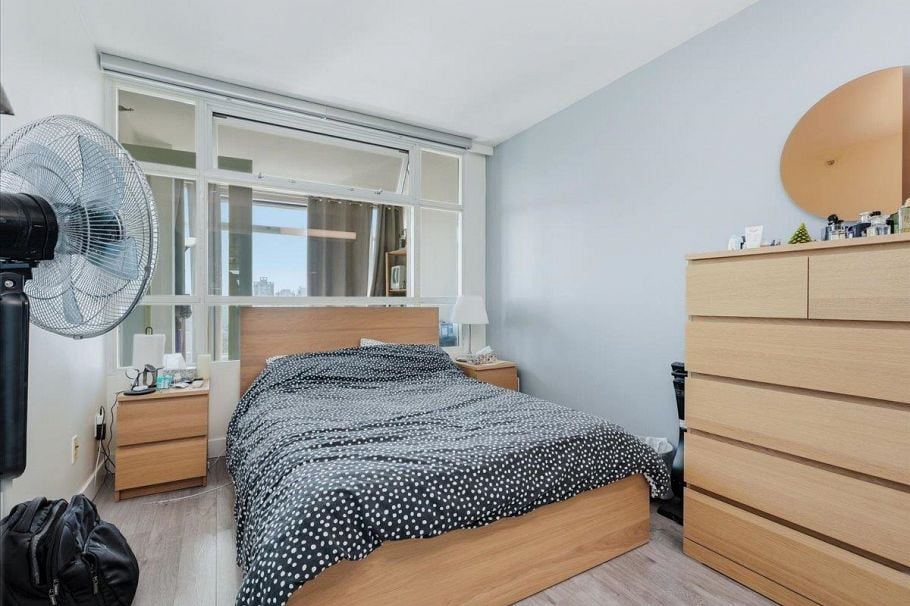2008 438 Seymour Street Vancouver, BC - 24