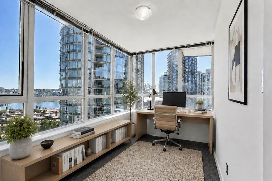 2009 63 Keefer Place Vancouver, BC - 22