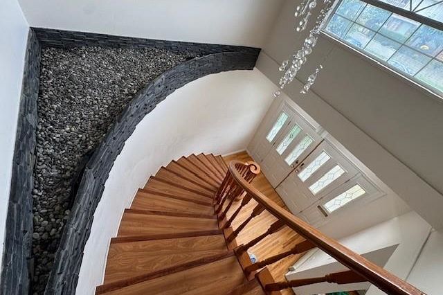 1266 E 63rd Avenue Vancouver, BC - 8