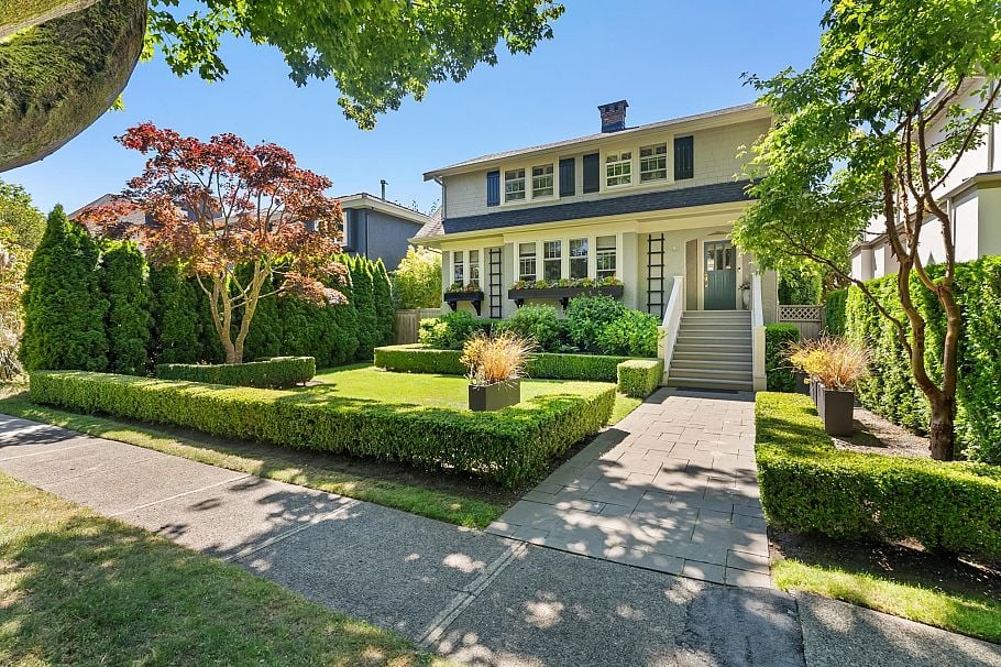 6555 Laburnum Street Vancouver, BC - 3