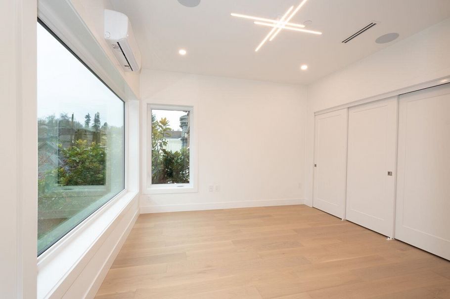 4424 W 4th Avenue Vancouver, BC - 21
