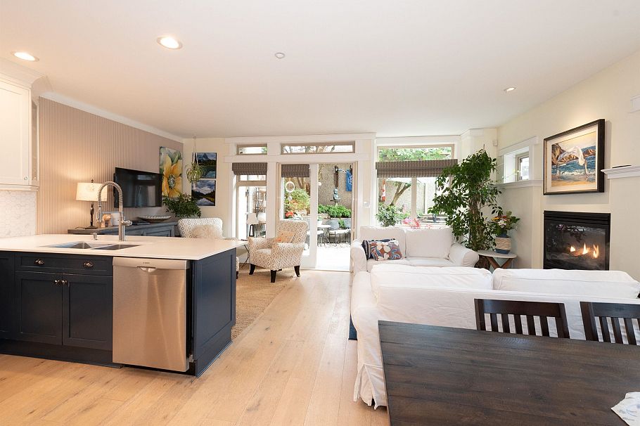 1978 W 12th Avenue Vancouver, BC - 1