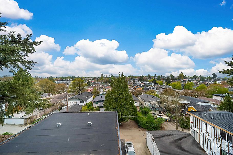 1 5595 Fleming Street Vancouver, BC - 13