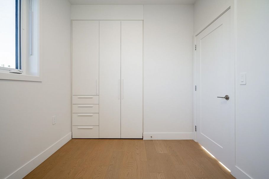2877 Cambridge Street Vancouver, BC - 20