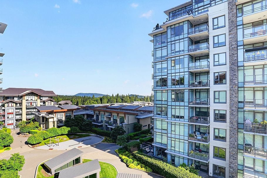 604 2780 Valley Centre Avenue North Vancouver, BC - 28