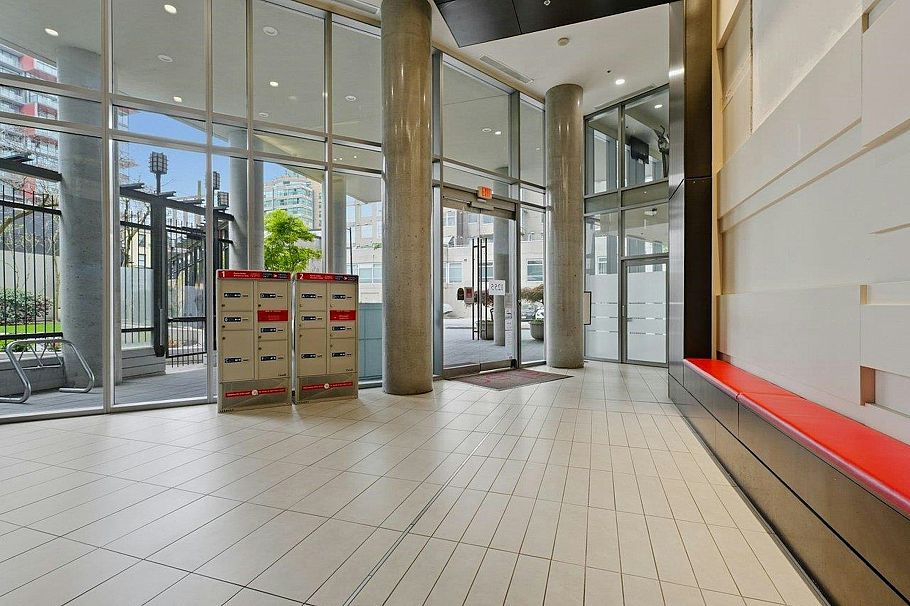 2604 1255 Seymour Street Vancouver, BC - 4