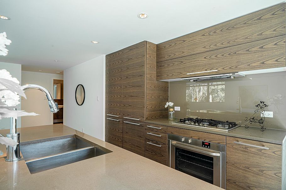 203 5782 Berton Avenue Vancouver, BC - 16