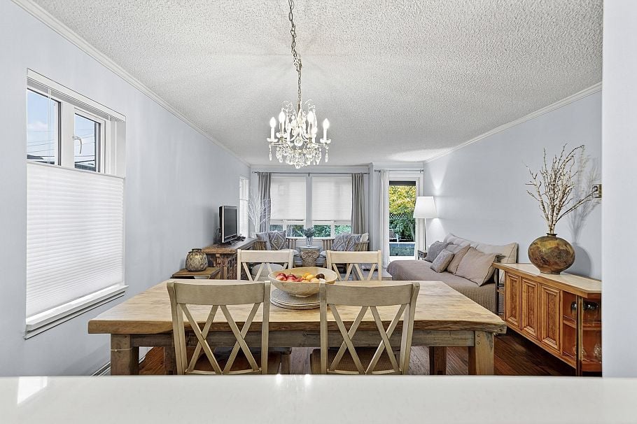 104 1551 W 11th Avenue Vancouver, BC - 11