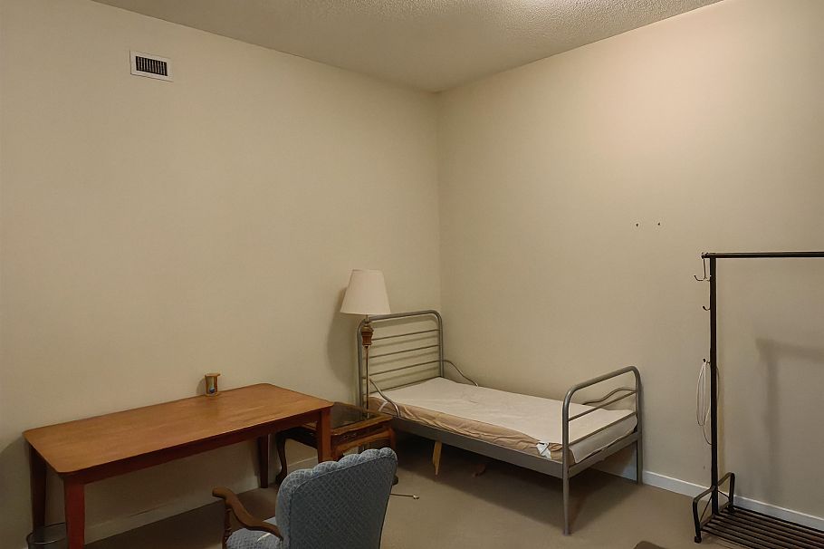 2547 East Mall Vancouver, BC - 9