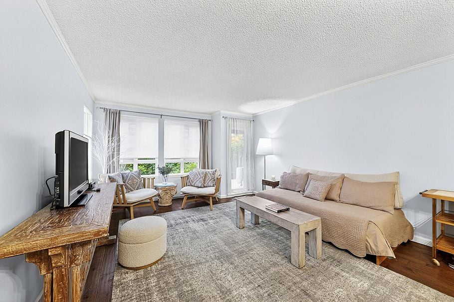 104 1551 W 11th Avenue Vancouver, BC - 4