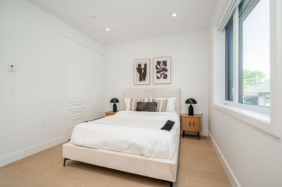 2877 Cambridge Street Vancouver, BC - 16