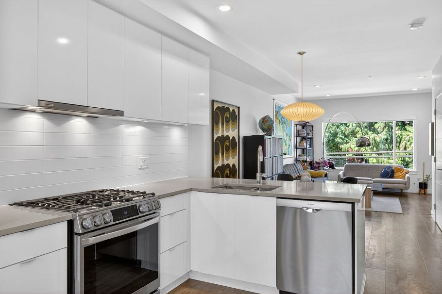 217 455 E 16th Avenue Vancouver, BC - 11