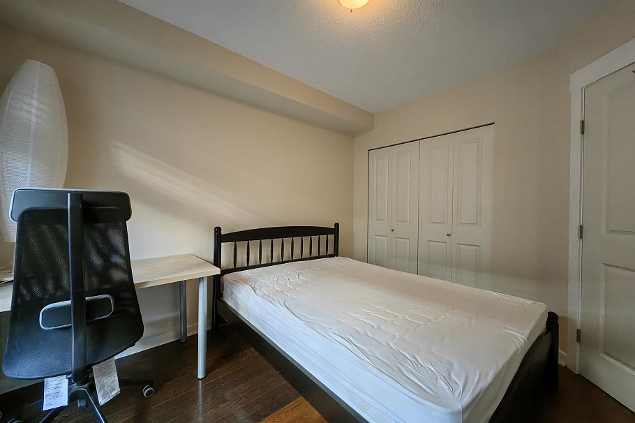 2547 East Mall Vancouver, BC - 17