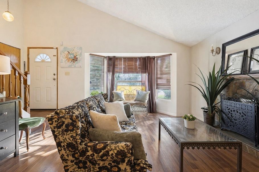 875 Porteau Place North Vancouver, BC - 4
