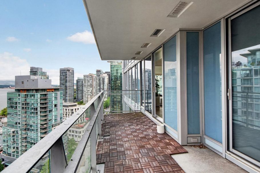 1902 1499 W Pender Street Vancouver, BC - 18