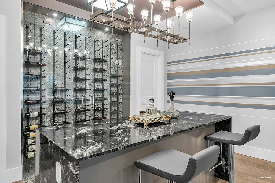 2820 W 32nd Avenue Vancouver, BC - 29