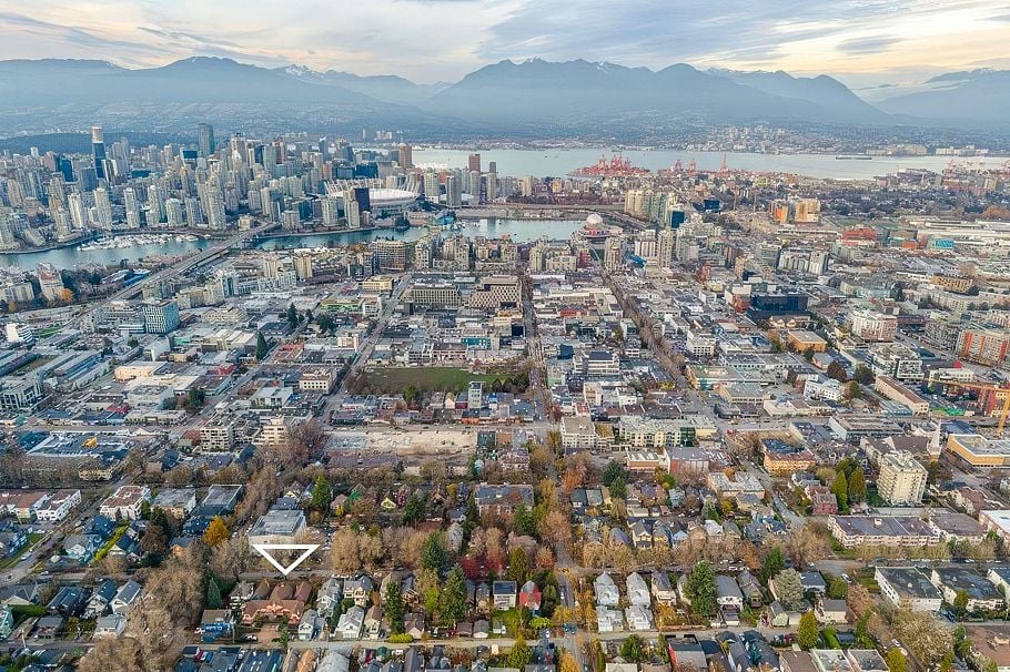 154-168 W 11th Avenue Vancouver, BC - 19