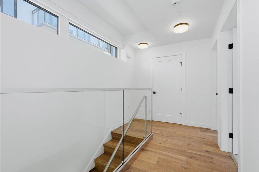 6833 Cambie Street Vancouver, BC - 13