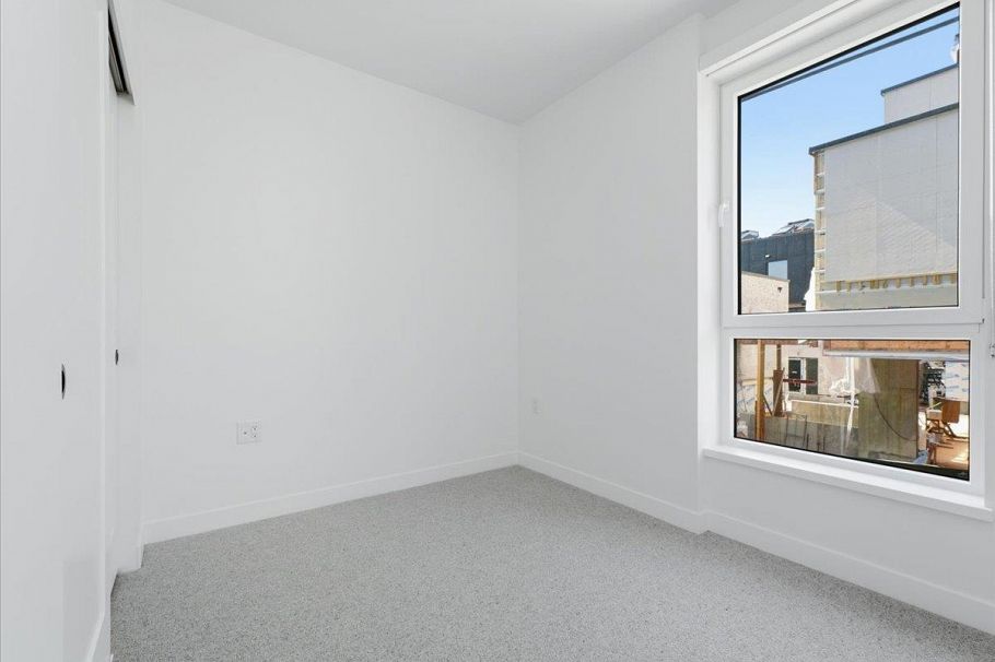 6833 Cambie Street Vancouver, BC - 16