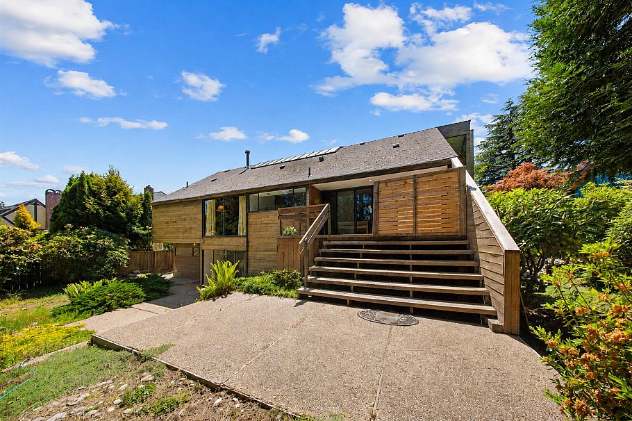 4271 Staulo Crescent Vancouver, BC - 30