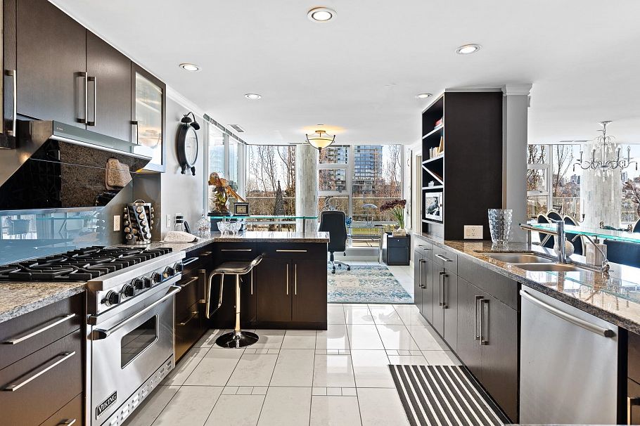 301 638 Beach Crescent Vancouver, BC - 17