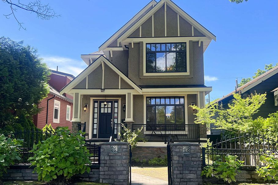4467 Blenheim Street Vancouver, BC - 1