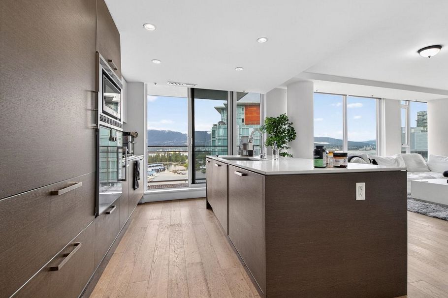 1902 1499 W Pender Street Vancouver, BC - 4