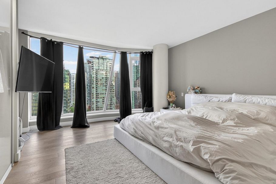 1902 1499 W Pender Street Vancouver, BC - 12