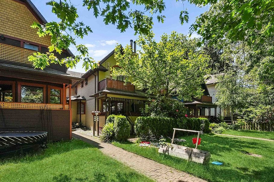 154-168 W 11th Avenue Vancouver, BC - 6