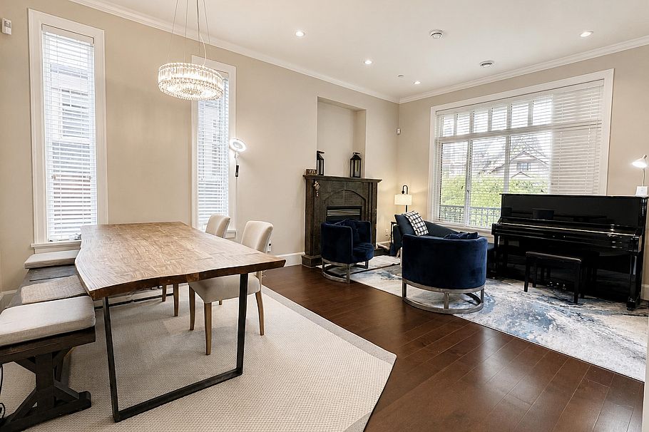 4467 Blenheim Street Vancouver, BC - 4