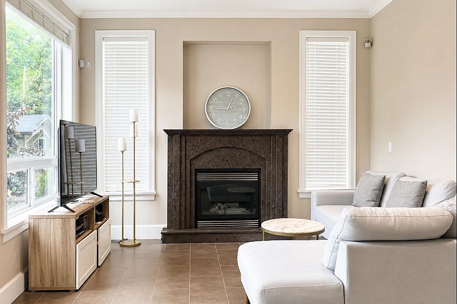 4467 Blenheim Street Vancouver, BC - 5