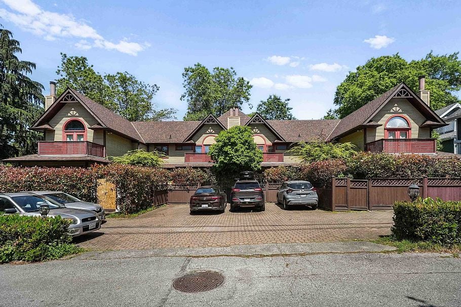 154-168 W 11th Avenue Vancouver, BC - 8