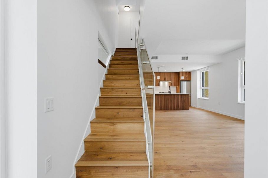 6833 Cambie Street Vancouver, BC - 5