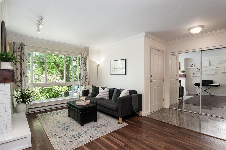 1 270 E Keith Road North Vancouver, BC - 3