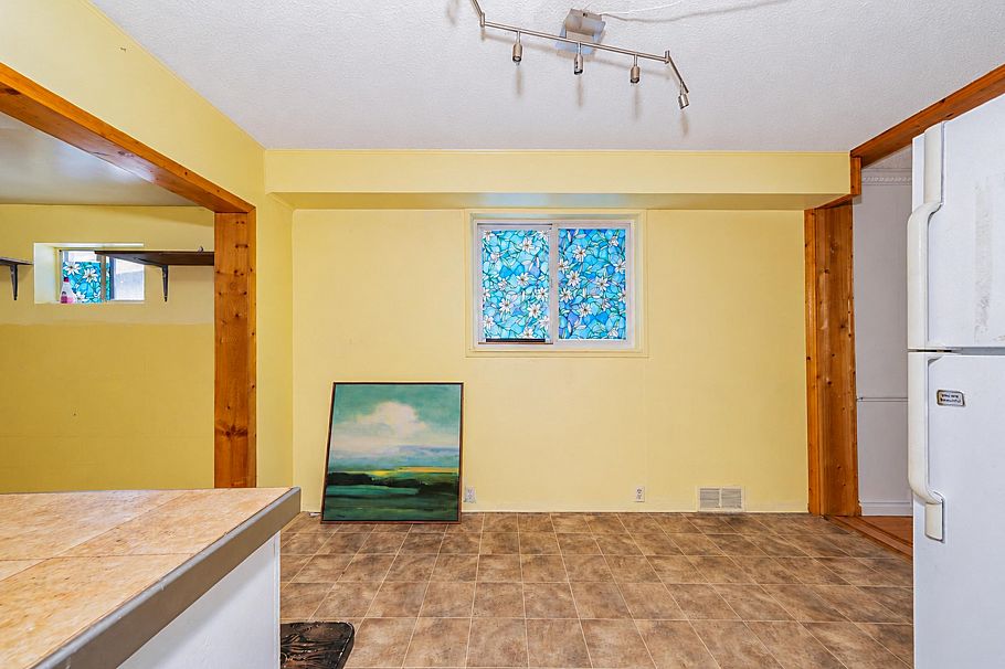 4711 Gothard Street Vancouver, BC - 13