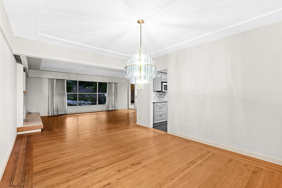 6297 Mackenzie Street Vancouver, BC - 6