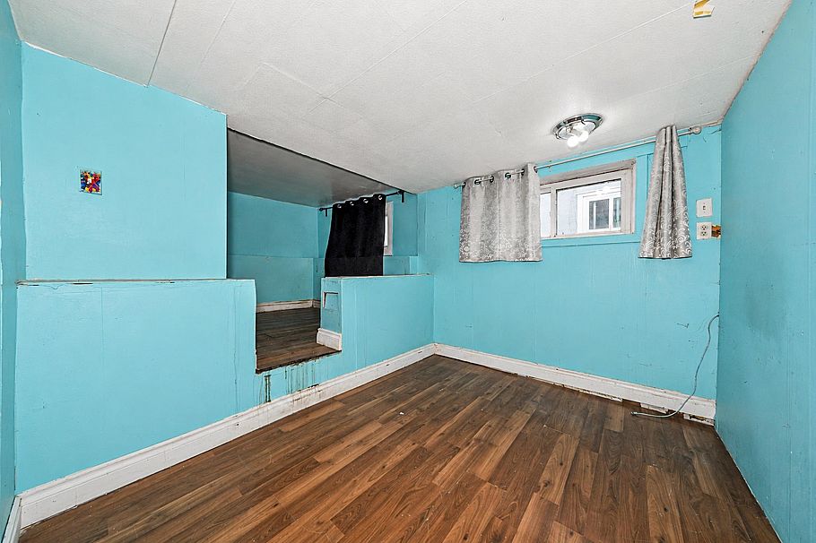4711 Gothard Street Vancouver, BC - 22
