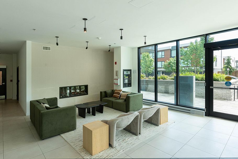 203 3596 Malsum Drive North Vancouver, BC - 18