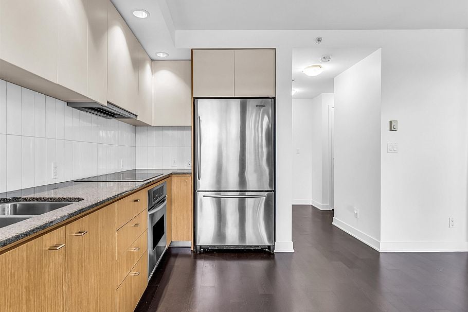 214 750 W 12th Avenue Vancouver, BC - 34