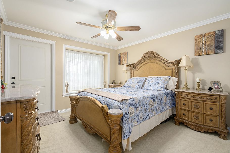 36 E 54 Avenue Vancouver, BC - 20