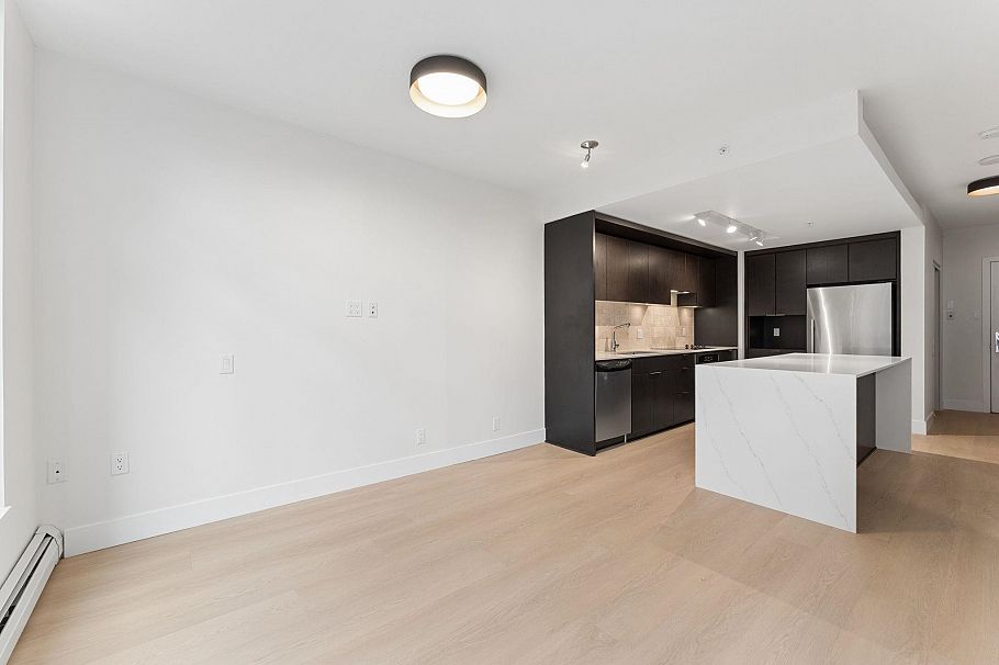 306 1320 Chesterfield Avenue North Vancouver, BC - 10