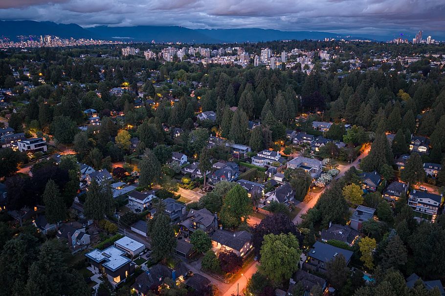 6297 Mackenzie Street Vancouver, BC - 38